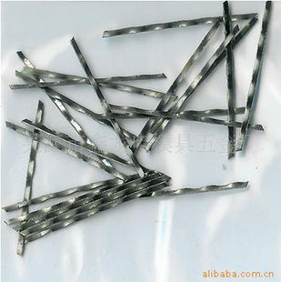 建筑建材与机械设备 现代城市建设的双引擎